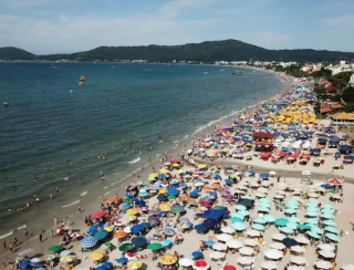 Turista argentino impulsiona vendas de bares e restaurantes em Santa Catarina